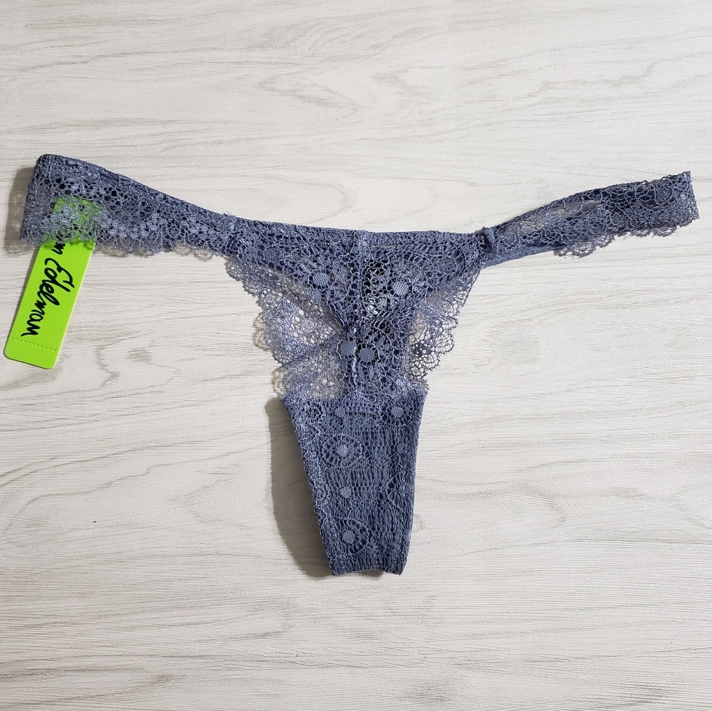 3 for $18 🎉 Blue granite flutter thong